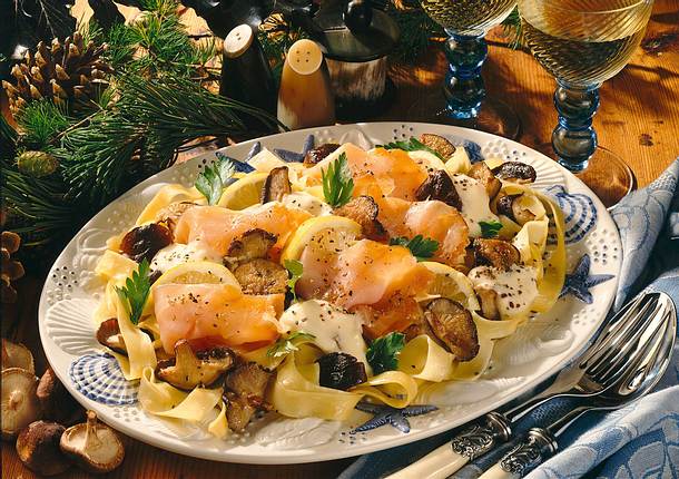 Bandnudel mit Shiitake-Pilzen Rezept Bandnudel mit Shiitake-Pilzen Rezept