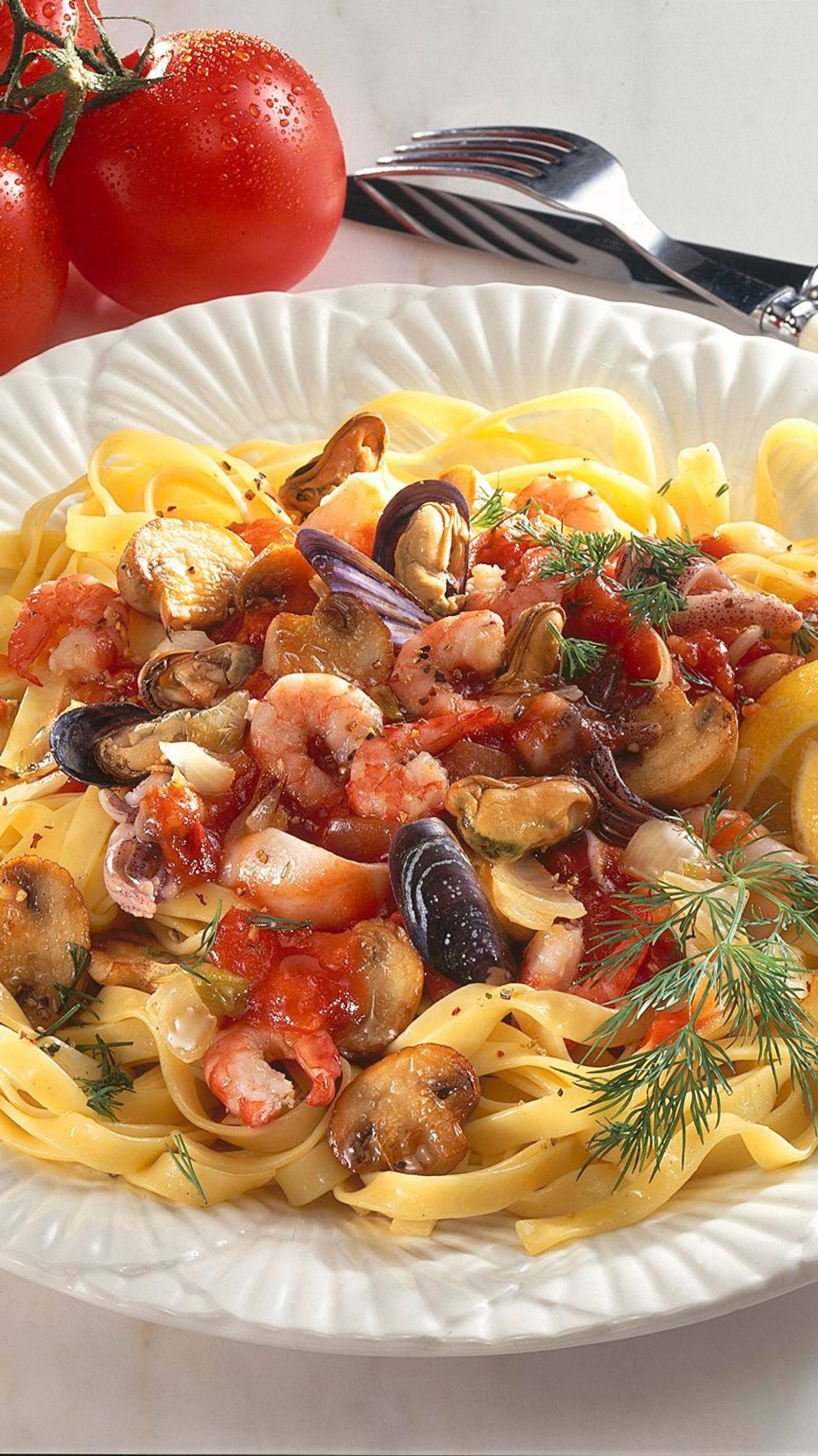 bandnudeln mit meeresfrüchten