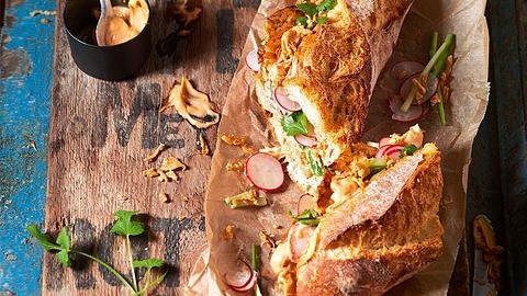 Banh-Mi mit Tempeh (vietnamesisches Sandwich) Rezept - Foto: House of Food / Bauer Food Experts KG