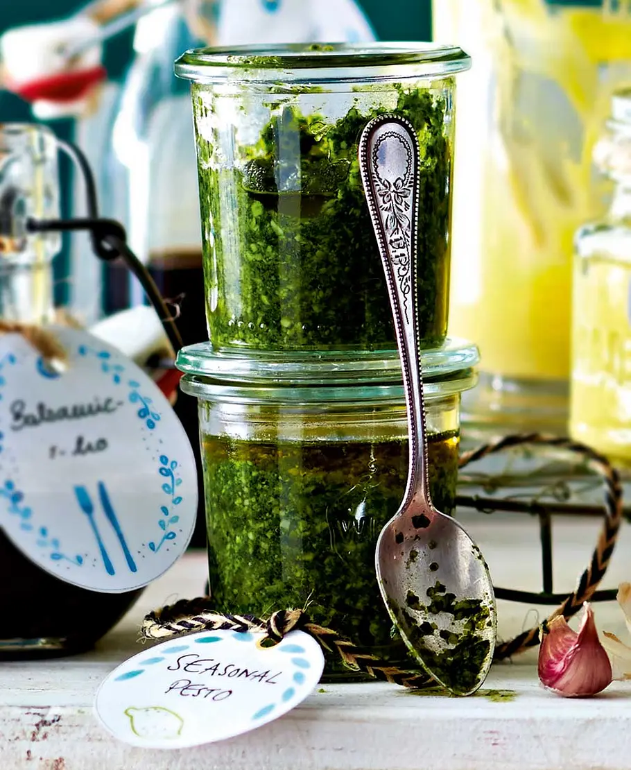 Seasonal Pesto (Bärlauch-Lemon-Pesto) Rezept Bärlauch-Lemon-Pesto Rezept