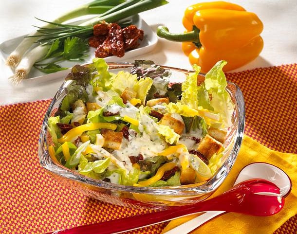 Bataviasalat mit Sundried Tomatoes Rezept Bataviasalat mit Sundried Tomatoes Rezept