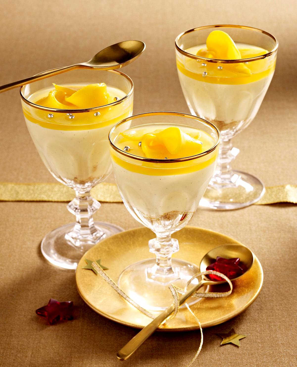 Bayerische Creme mit Mango Rezept