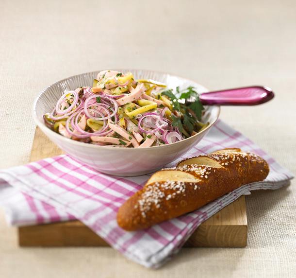 Bayrischer Wurstsalat Rezept | LECKER