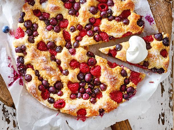 Beeren-Karamellkuchen Rezept