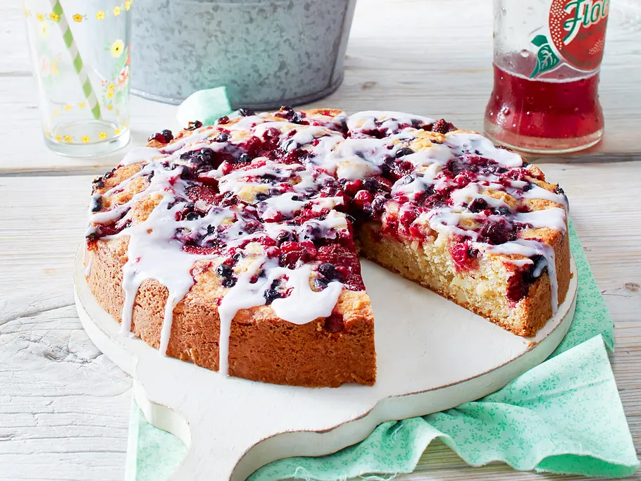 Beeren-Limo-Kuchen Rezept Beeren-Limo-Kuchen Rezept