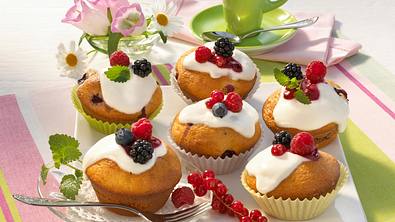 Beeren-Muffins Rezept - Foto: LECKER @ Bauer Media Group