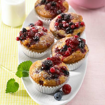 Beeren-Muffins mit Kefir Rezept Beeren-Muffins mit Kefir Rezept