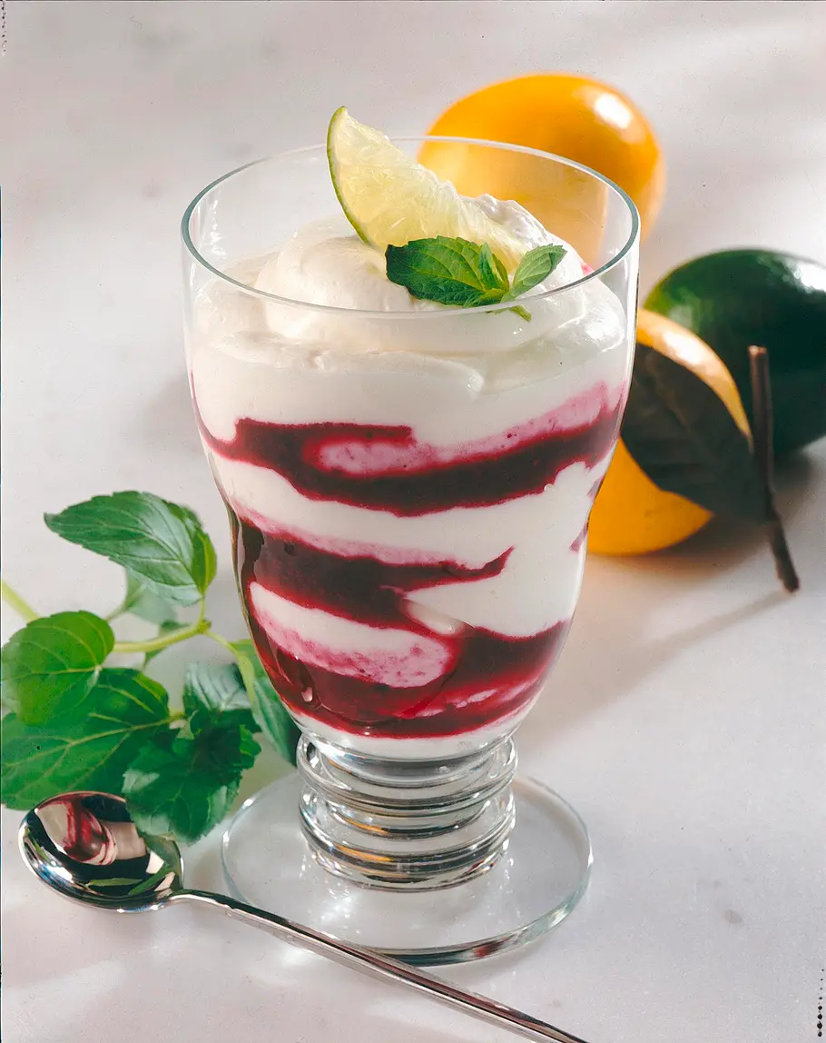 Beeren-Quark-Becher Rezept