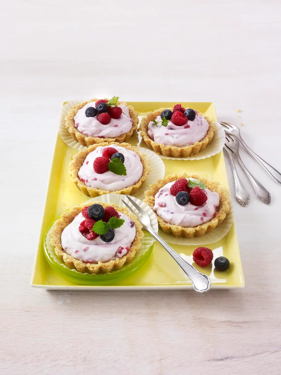 Beeren-Ricotta-Torteletts Rezept Beeren-Ricotta-Torteletts Rezept