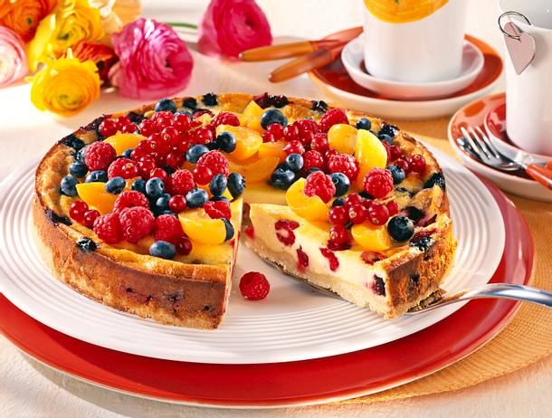 Beeren-Schmandtorte Rezept Beeren-Schmandtorte Rezept