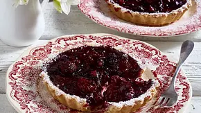 Beeren-Tarte mit Vanillecreme Rezept - Foto: LECKER @ Bauer Media Group