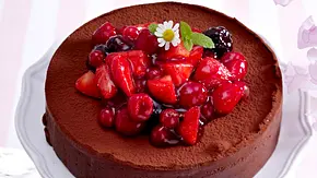 Beeren-Tiramisu-Torte Rezept - Foto: LECKER @ Bauer Media Group Beeren-Tiramisu-Torte Rezept - Foto: LECKER @ Bauer Media Group