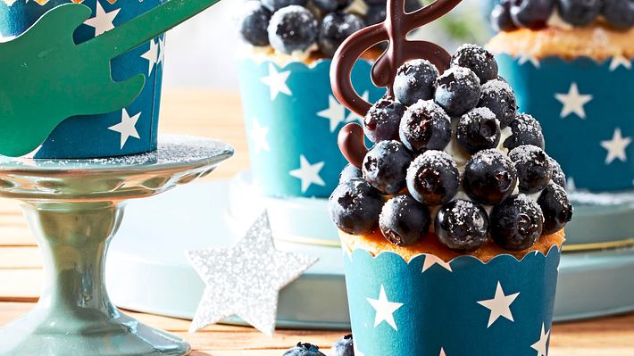 Beerentürmchen The Blueberries Rezept - Foto: House of Food / Bauer Food Experts KG