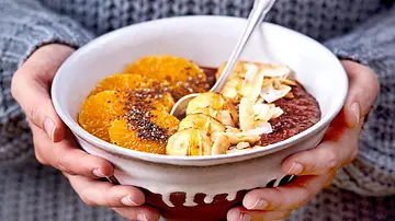 Beglückendes Schoko-Porridge „Good spirit“ Rezept - Foto: LECKER @ Bauer Media Group Beglückendes Schoko-Porridge „Good spirit“ Rezept - Foto: LECKER @ Bauer Media Group