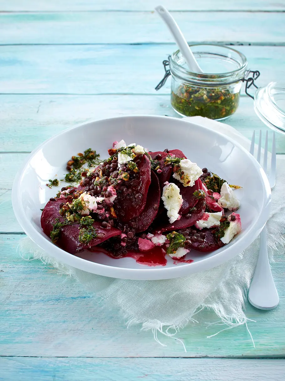 Beluga-Linsen-Salat mit Rote Bete und Dill-Pesto Rezept Beluga-Linsen-Salat mit Rote Bete und Dill-Pesto Rezept