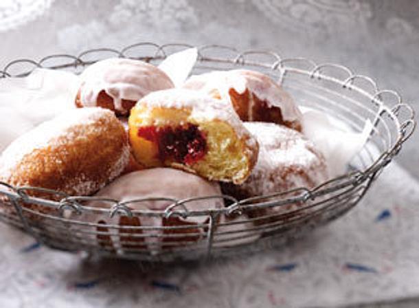 Berliner mit Konfitüre Rezept Berliner mit Konfitüre Rezept