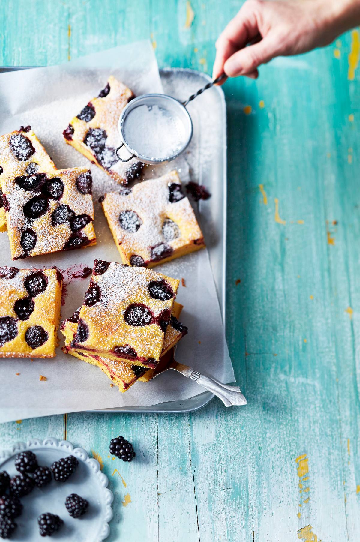 Berry-Polenta-Kuchen Rezept