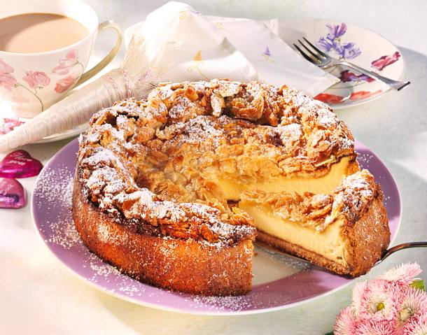 Bienenstich-Käsekuchen Rezept Bienenstich-Käsekuchen Rezept