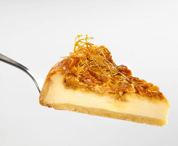 Bienenstich-Käsekuchen mit Karamell Rezept Bienenstich-Käsekuchen mit Karamell Rezept