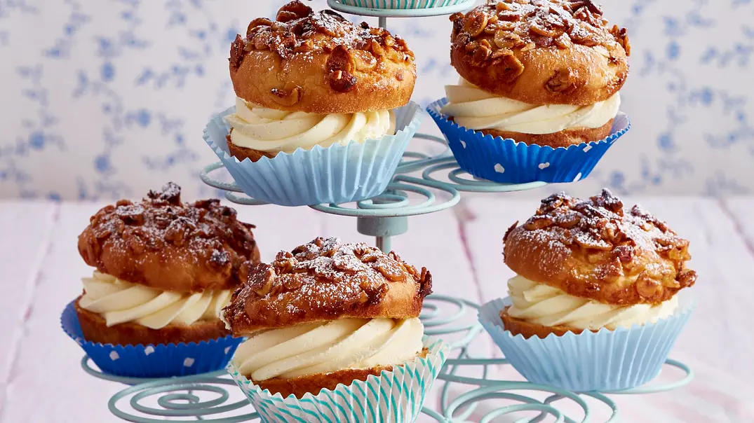 Bienenstich-Muffins Rezept - Foto: LECKER @ Bauer Media Group