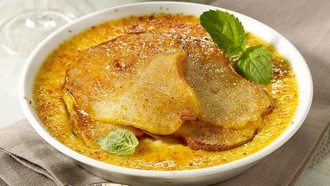 Birnen Crème Brûlée Rezept - Foto: House of Food / Bauer Food Experts KG