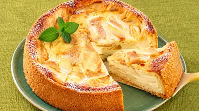 Birnen-Quark-Kuchen - Foto: LECKER @ Bauer Media Group