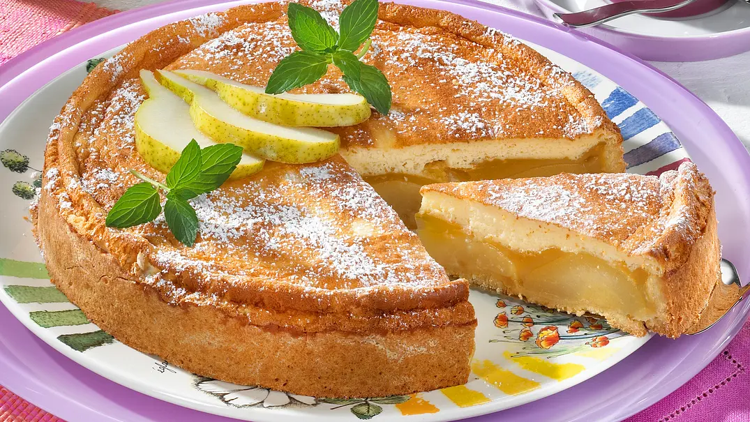 Birnenkuchen mit Pudding Rezept - Foto: LECKER @ Bauer Media Group Birnenkuchen mit Pudding Rezept - Foto: LECKER @ Bauer Media Group