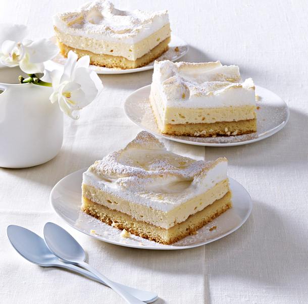 Biskuit-Käsekuchen mit Baiser Rezept Biskuit-Käsekuchen mit Baiser Rezept