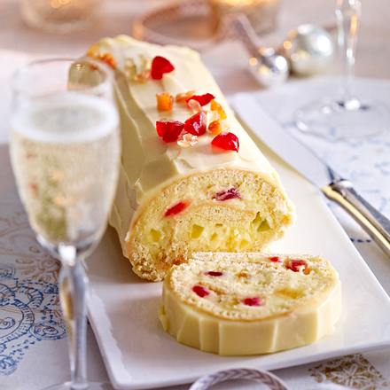Biskuitrolle mit Mascapone und kandierten Früchten Rezept Biskuitrolle mit Mascapone und kandierten Früchten Rezept
