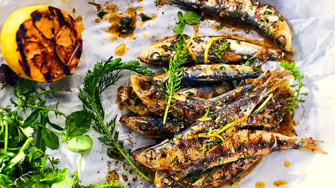 Bitte-Meer-Kräutersardinen Rezept - Foto: LECKER @ Bauer Media Group Bitte-Meer-Kräutersardinen Rezept - Foto: LECKER @ Bauer Media Group