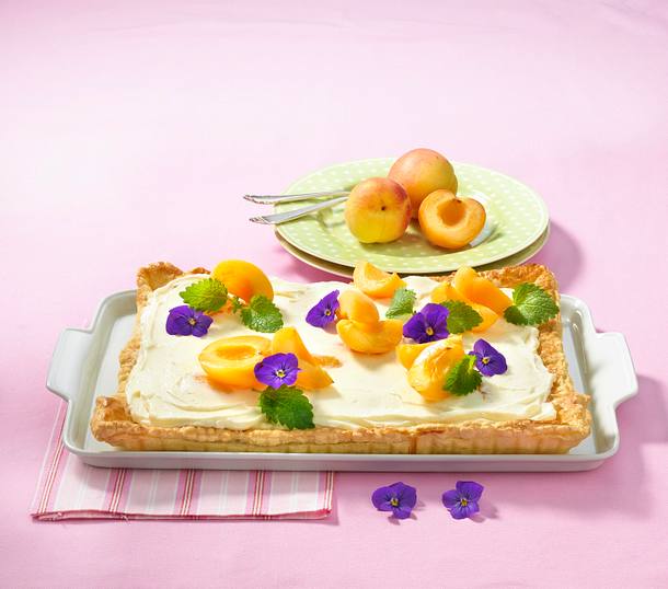 Blätterteig-Aprikosen-Tarte Rezept Blätterteig-Aprikosen-Tarte Rezept