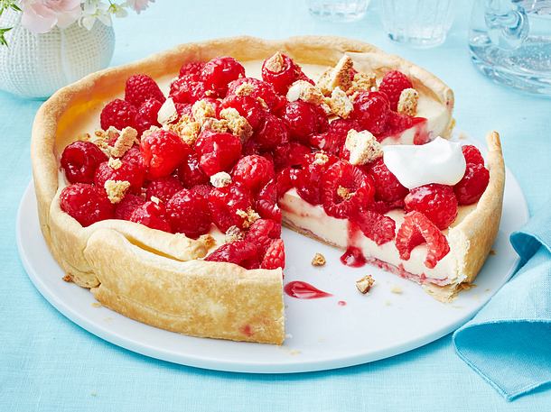 Blätterteig-Puddingkuchen mit Himbeeren Rezept Blätterteig-Puddingkuchen mit Himbeeren Rezept