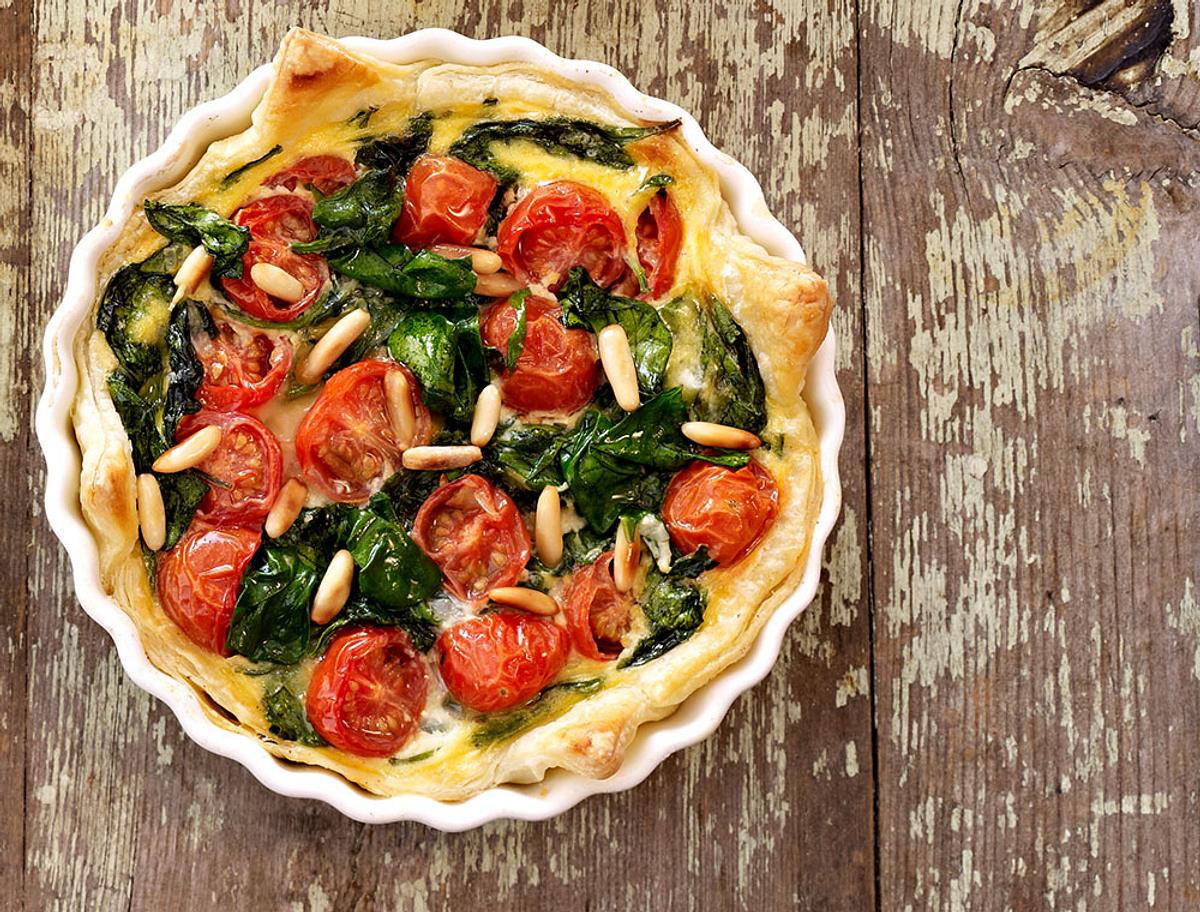 Blätterteig-Quiche mit Spinat & Tomaten Rezept