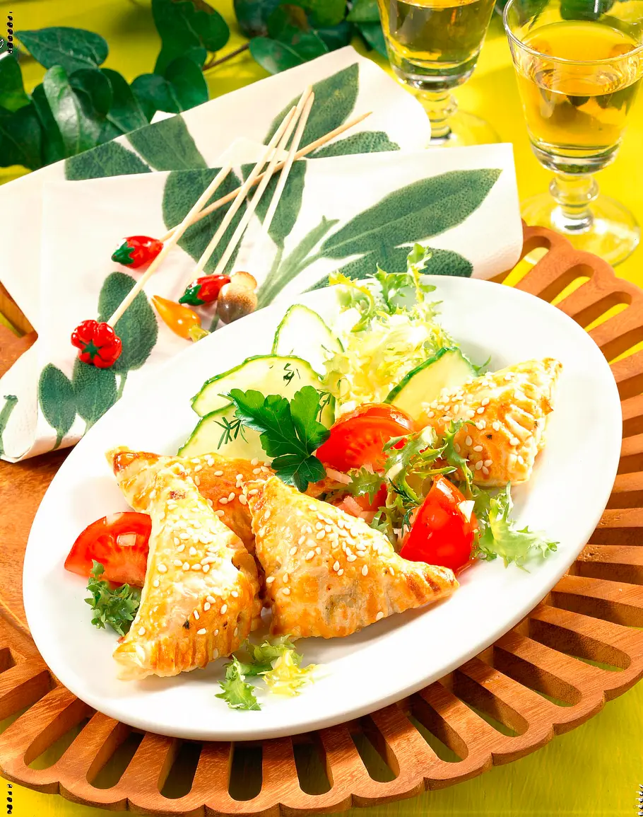 Blätterteigtaschen mit Spinat Rezept Blätterteigtaschen mit Spinat Rezept