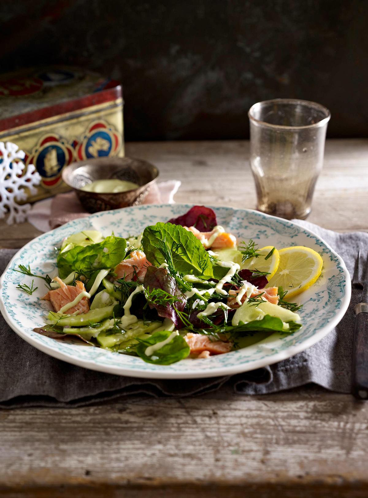 Blattsalat mit Stremellachs & Wasabicreme Rezept