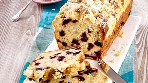 Blaubeer-Bananenkuchen mit Streuseln Rezept - Foto: LECKER @ Bauer Media Group