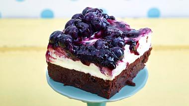 Blaubeer-Creamcheese-Brownie Rezept - Foto: House of Food / Bauer Food Experts KG