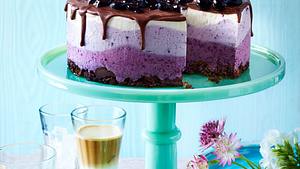 Blaubeer-Ombre-Eistorte Rezept - Foto: House of Food / Bauer Food Experts KG