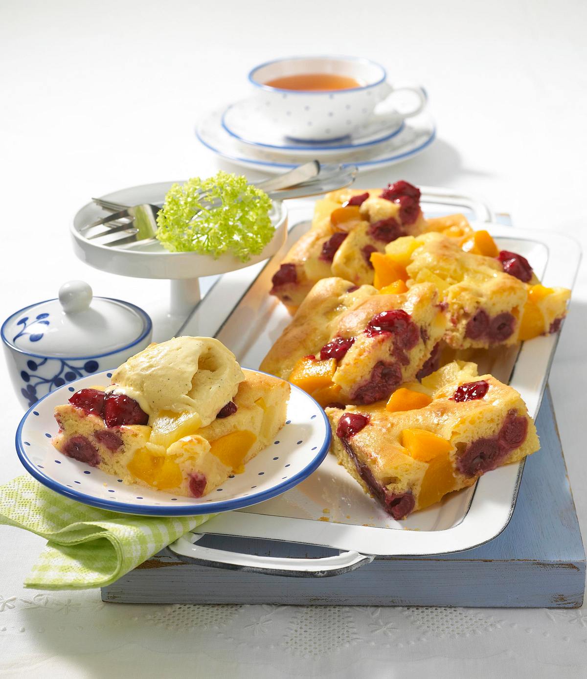 Blechkuchen Tutti Frutti Rezept