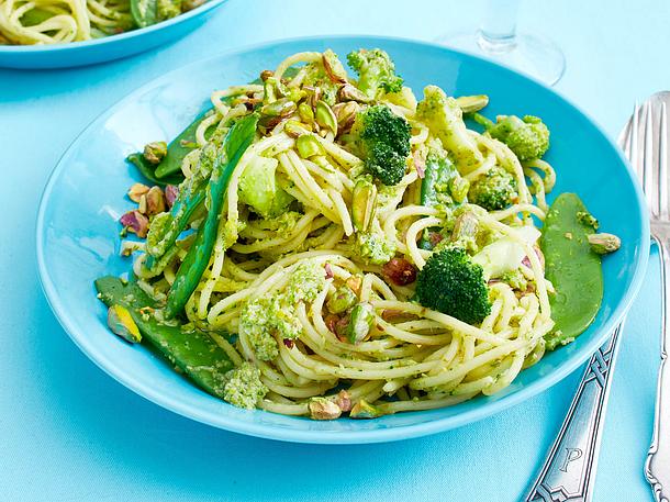 Blitz-Spaghetti mit Brokkolipesto Rezept Blitz-Spaghetti mit Brokkolipesto Rezept