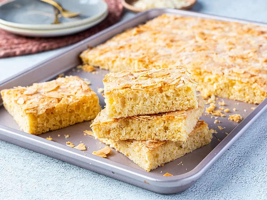 Blitzkuchen mit Mandeln Blitzkuchen mit Mandeln