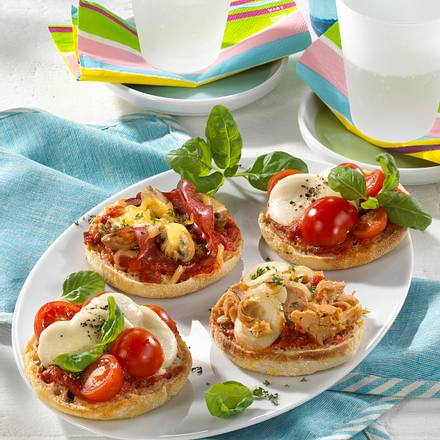 Blitzschnelle Mini-Pizzas Rezept Blitzschnelle Mini-Pizzas Rezept