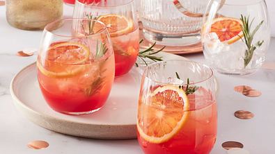 Silvester-Cocktails: Bllod Orange Mimosa - Foto: LECKER @ Bauer Media Group