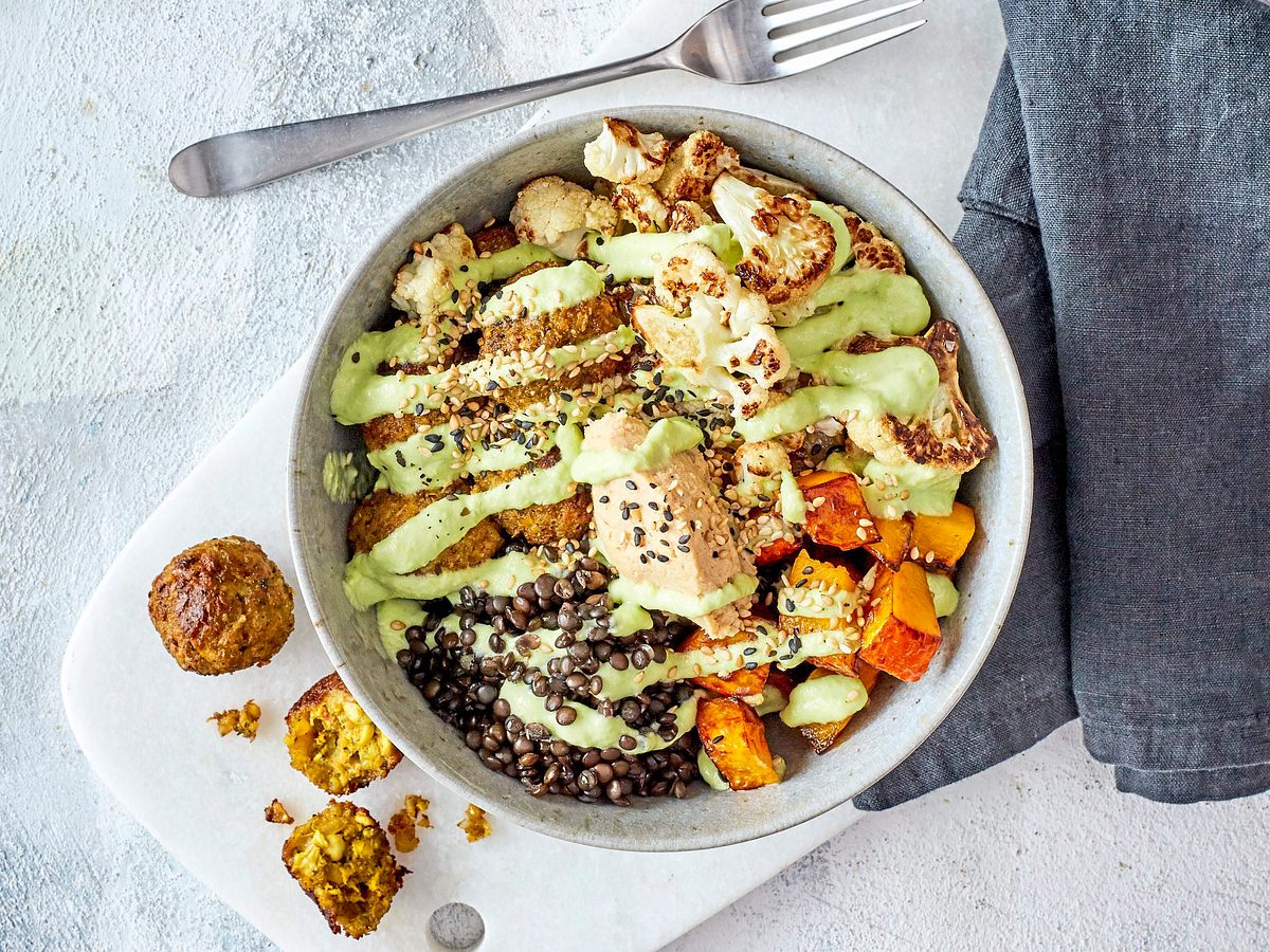 Blumenkohl-Falafel-Bowl Rezept