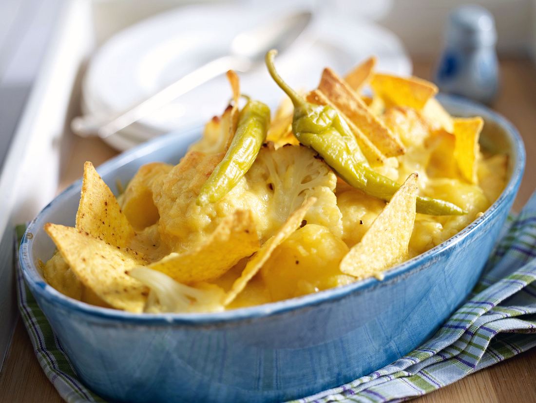 Nacho-Auflauf: 5 knusprige Ofen-Hits mit Chips | LECKER Nacho-Auflauf: 5 knusprige Ofen-Hits mit Chips | LECKER