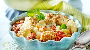 Blumenkohlauflauf mit Soja-Bolognese - Foto: House of Food / Bauer Food Experts KG