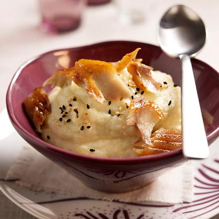 Blumenkohlcreme mit Räuchermakrele Rezept