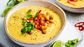 Blumenkohlsuppe mit Kichererbsen - Foto: Are Media Syndication Blumenkohlsuppe mit Kichererbsen - Foto: Are Media Syndication