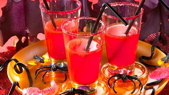 Blutige Drinks zu Halloween Rezept - Foto: Maass