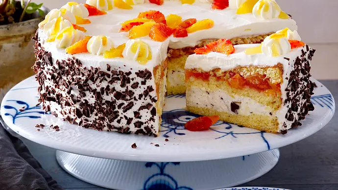 Blutorangen-Torte mit Stracciatella-Crème Rezept - Foto: LECKER @ Bauer Media Group